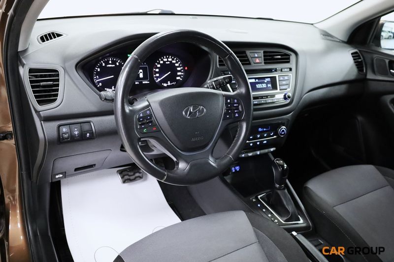 Hyundai i20 bild 11
