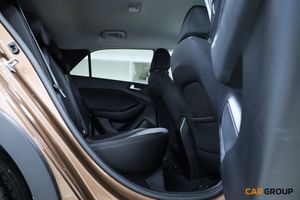 Hyundai i20 bild 15