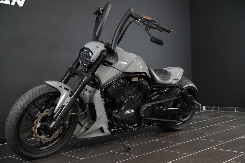 Harley-Davidson V-Rod Muscle bild 2