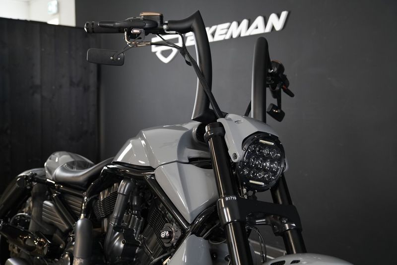 Harley-Davidson V-Rod Muscle bild 8