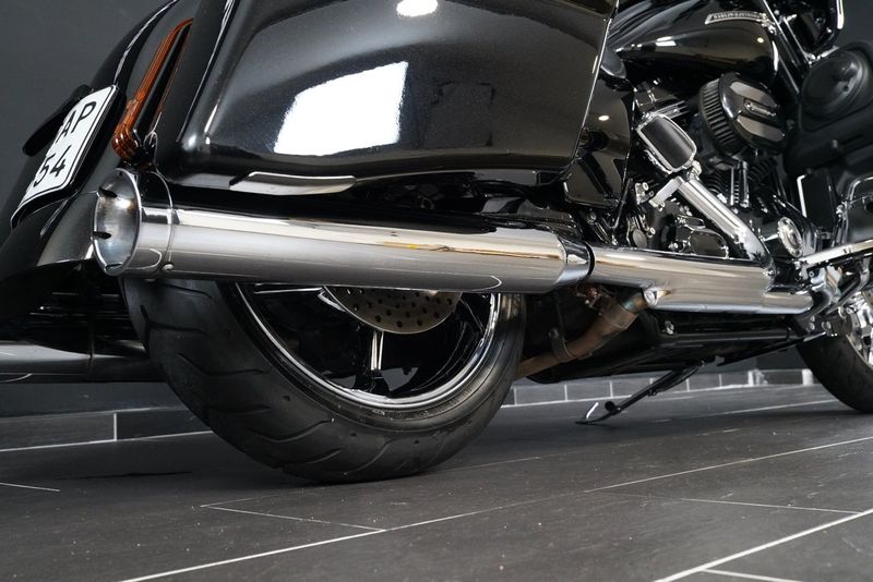 Harley-Davidson CVO Street Glide bild 7