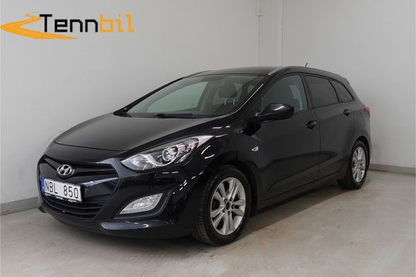 Hyundai i30 Kombi 1.6 CRDi Select Dragkrok Nyservad - 2013