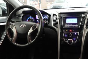 Hyundai i30 bild 8