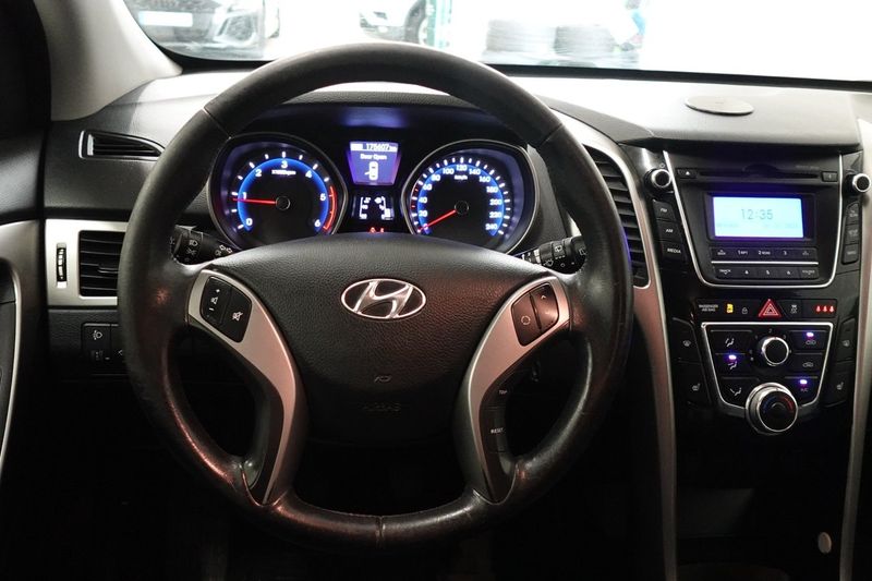 Hyundai i30 bild 7