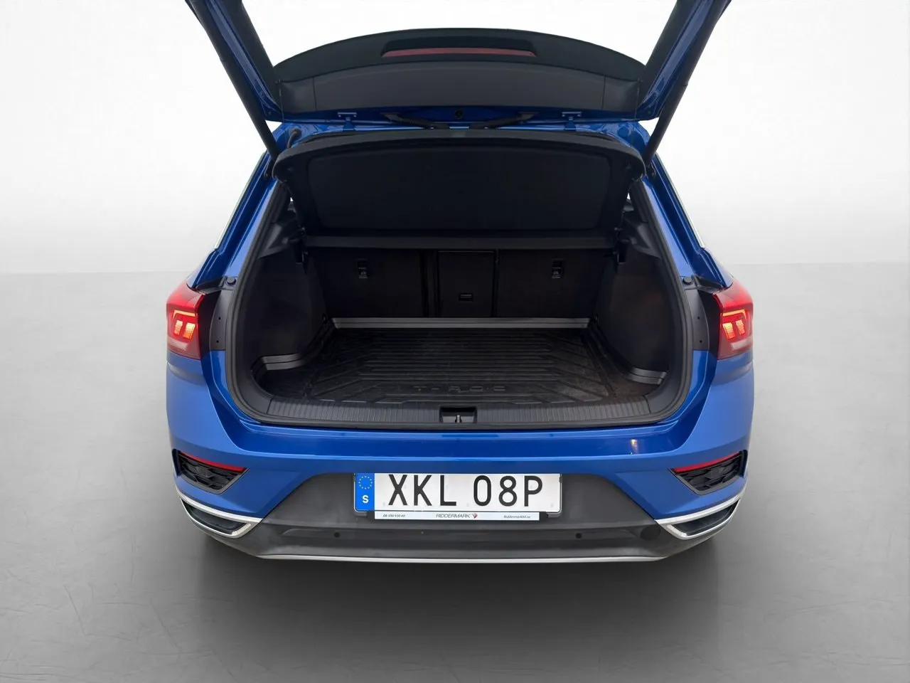 Vehicle image 22