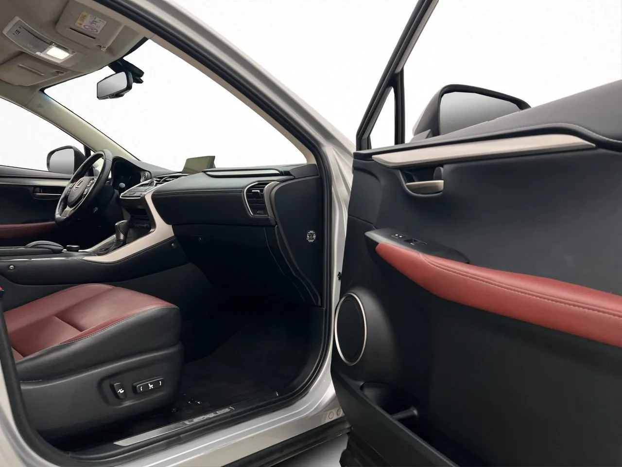 Vehicle image 25