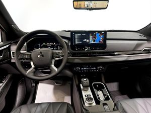 Mitsubishi Outlander bild 3