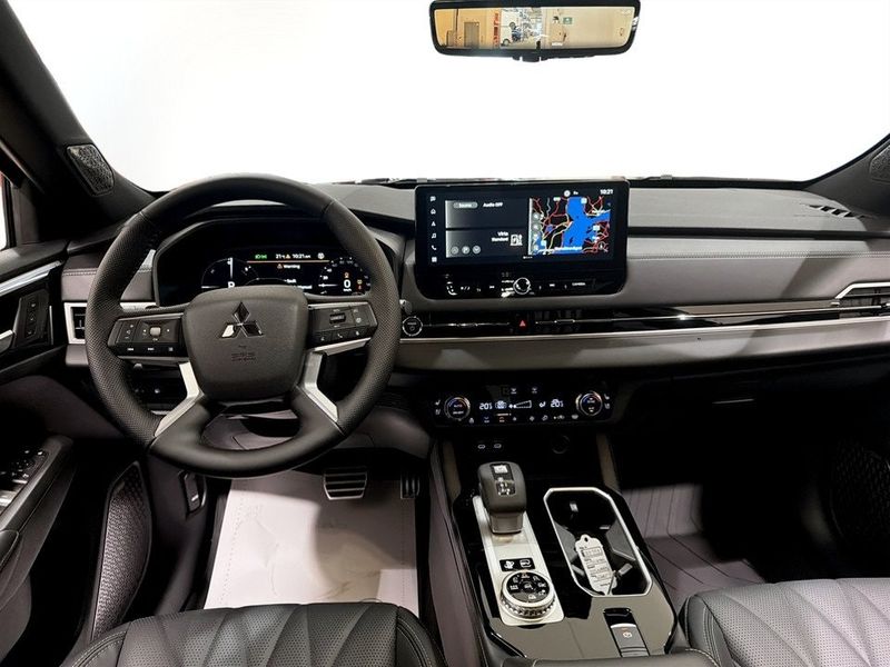 Mitsubishi Outlander bild 3