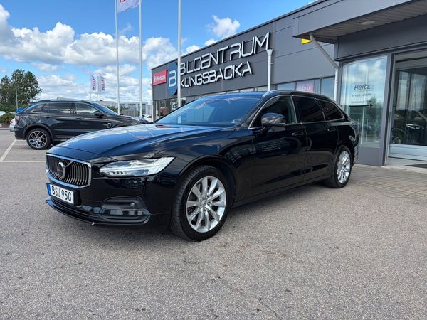 Volvo V90 B4 AWD Momentum,Drag,Värmare,Backkamera, Nav - 2021