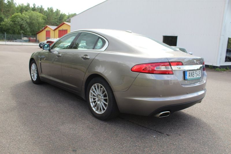 Jaguar XF bild 13