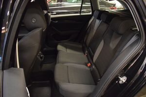 Skoda Octavia bild 9