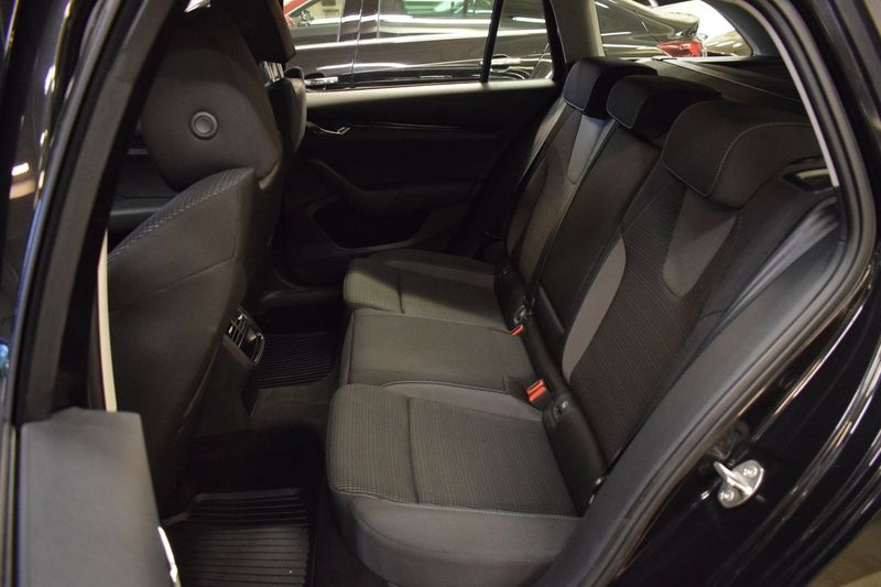 Skoda Octavia bild 9