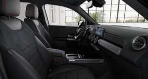Mercedes GLB220 bild 2