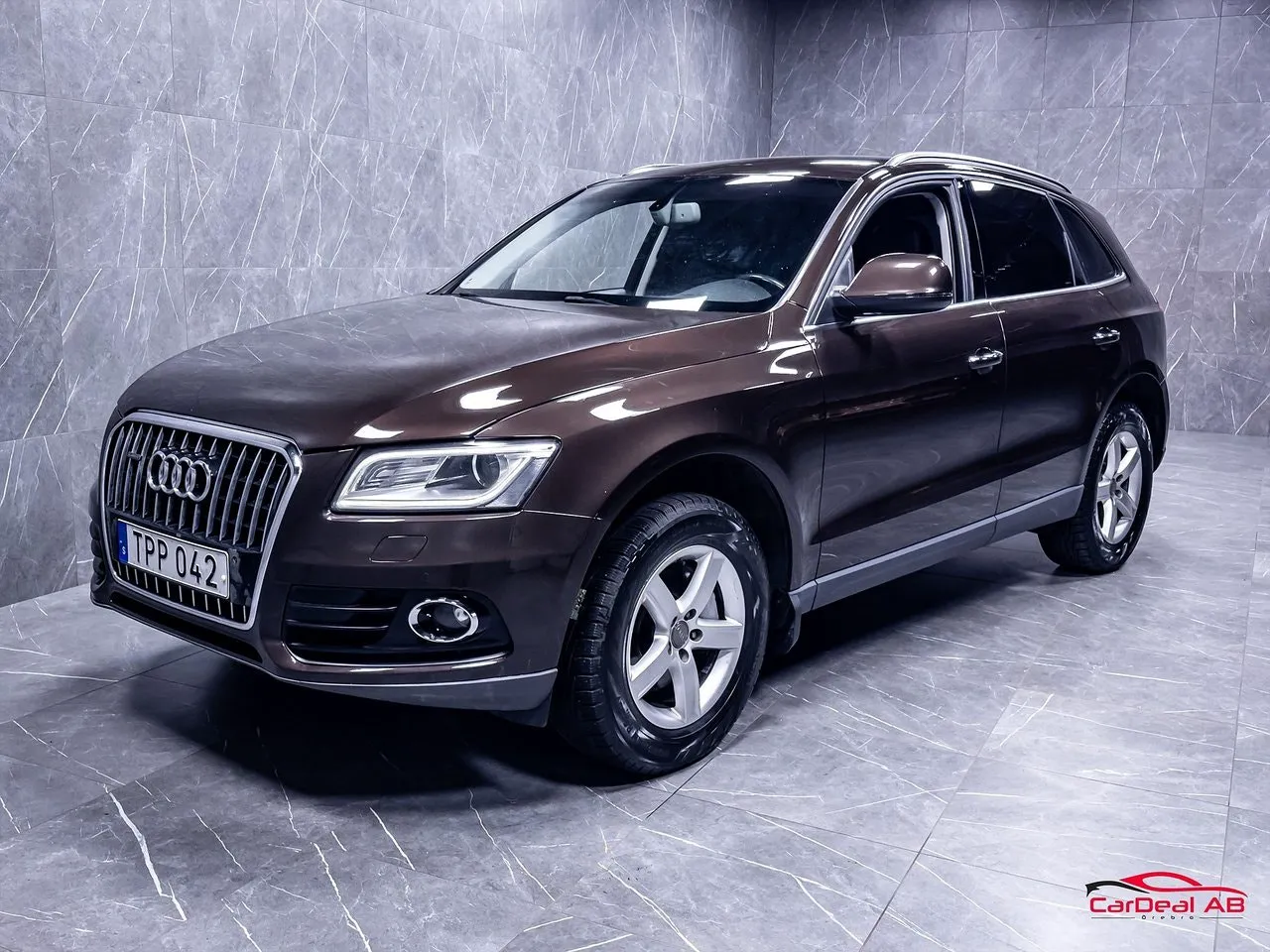 Vehicle image 2