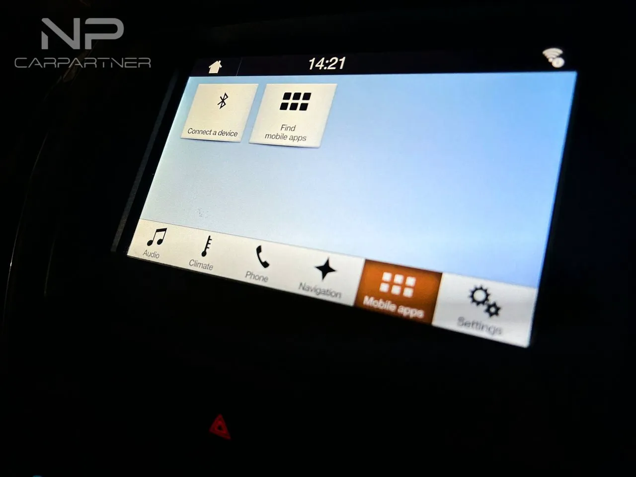 Vehicle image 25
