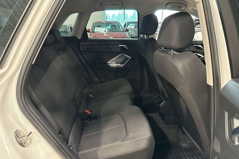 Audi Q3 bild 22
