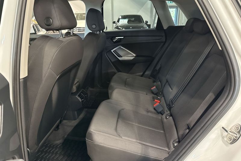 Audi Q3 bild 23