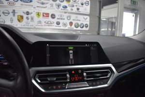 BMW 330 bild 14
