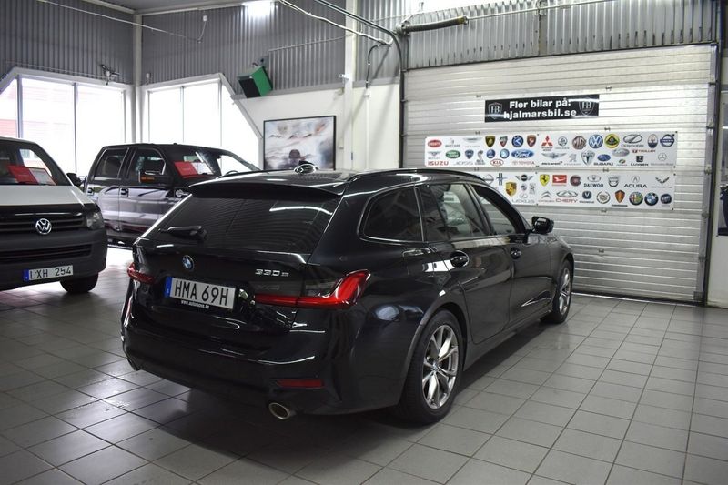 BMW 330 bild 4