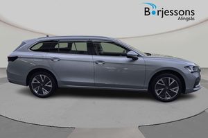 Skoda Superb bild 2