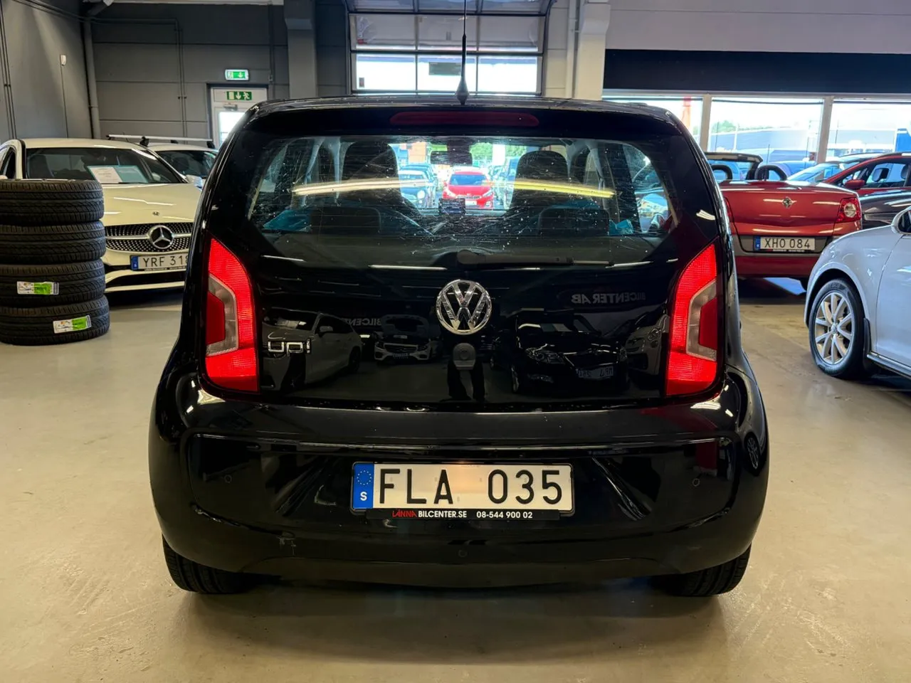 Vehicle image 7