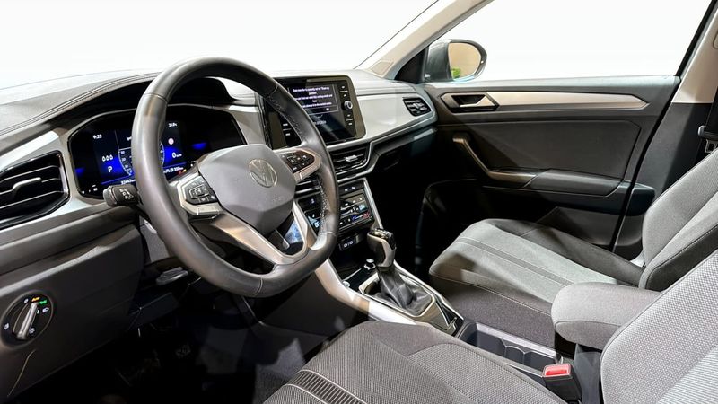 Volkswagen T-Roc bild 7