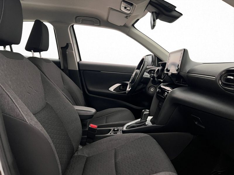 Toyota Yaris Cross bild 21