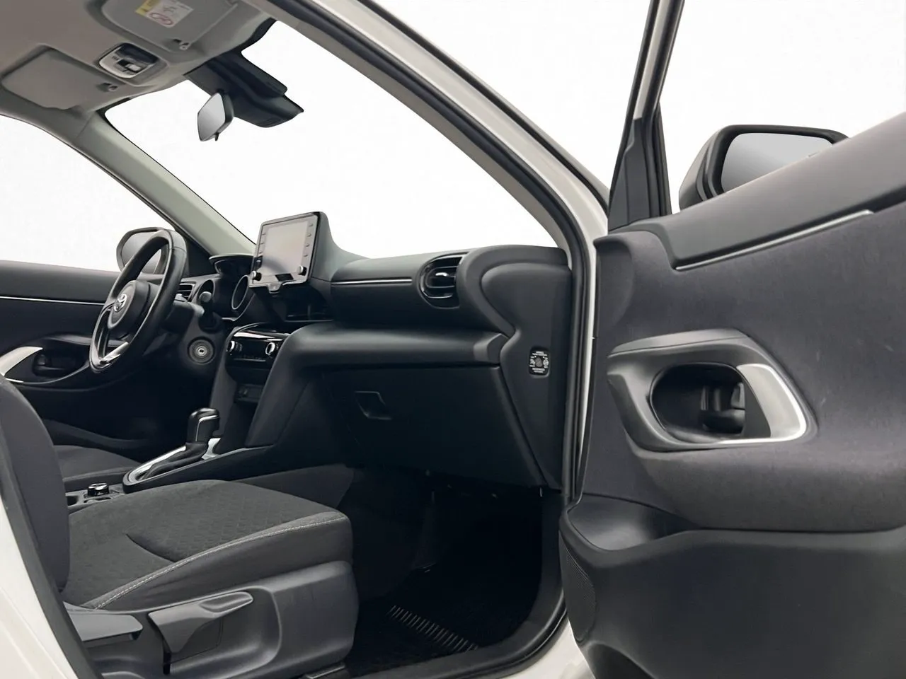 Vehicle image 21