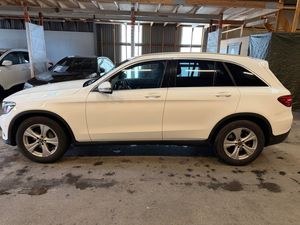Mercedes GLC220 bild 2