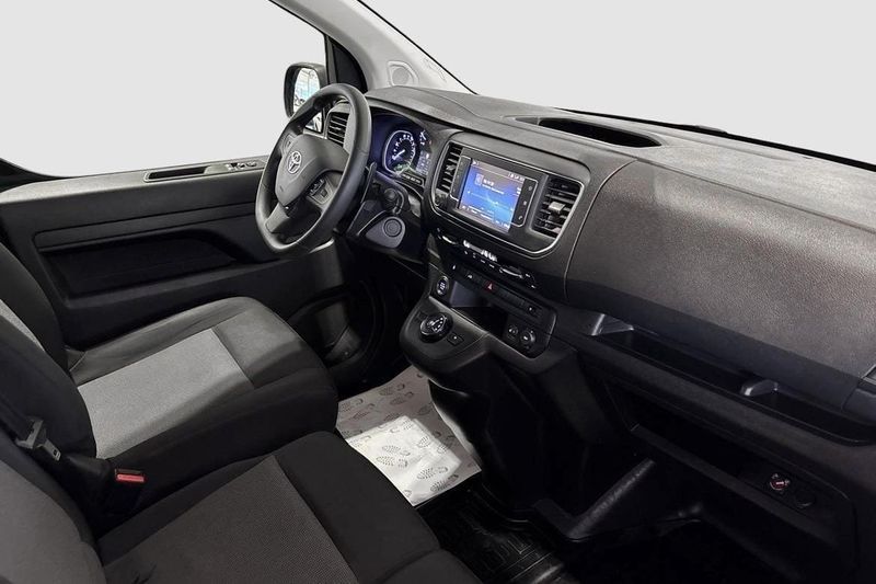 Toyota Proace bild 8