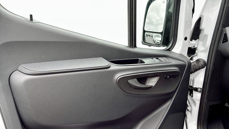 Mercedes Sprinter bild 11