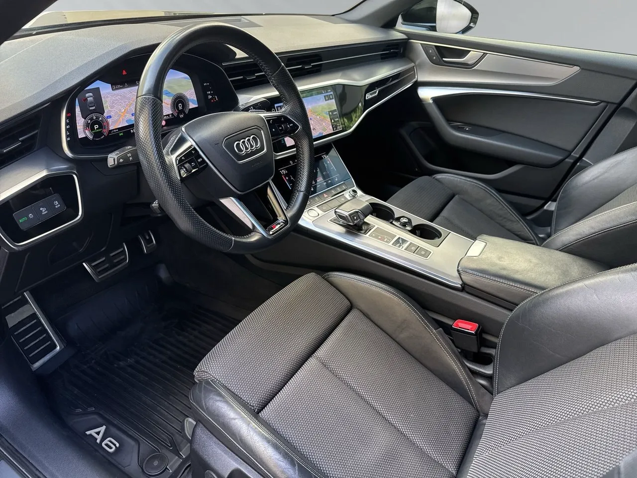 Vehicle image 6