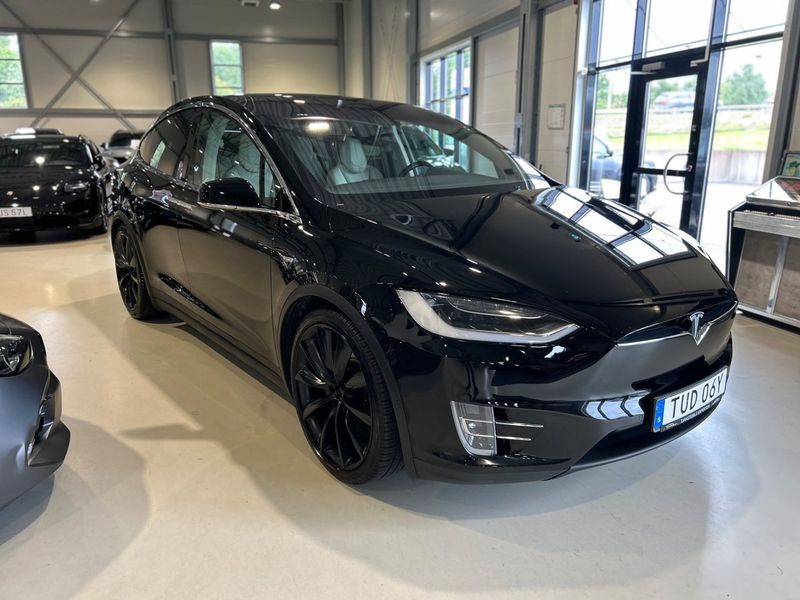 Tesla Model X bild 2