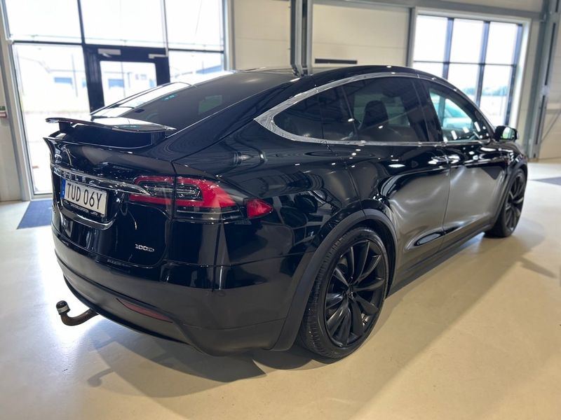 Tesla Model X bild 3