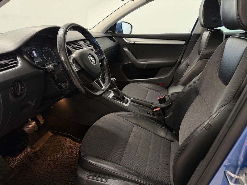 Skoda Octavia bild 7