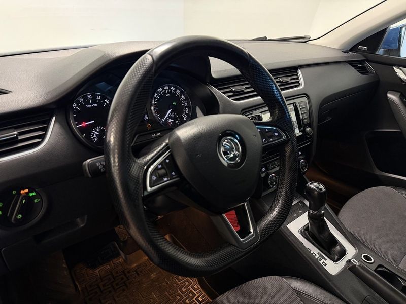 Skoda Octavia bild 8