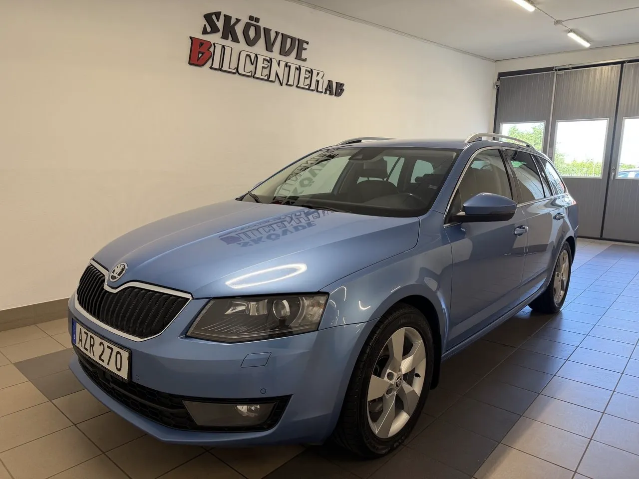 Vehicle image 1