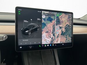 Tesla Model Y bild 14