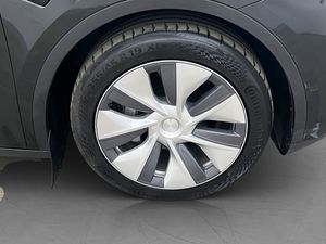 Tesla Model Y bild 33