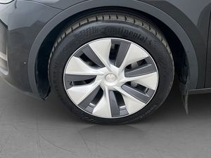 Tesla Model Y bild 30