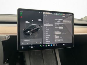 Tesla Model Y bild 17