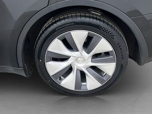 Tesla Model Y bild 31
