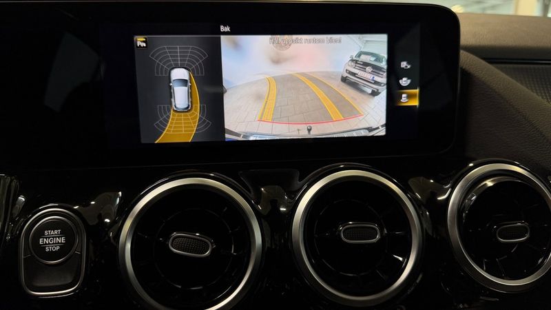 Mercedes GLA250 bild 17