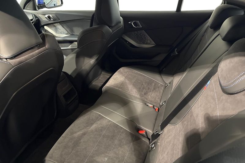 BMW 120 bild 13