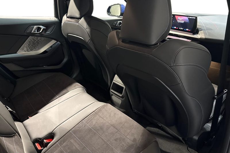 BMW 120 bild 9