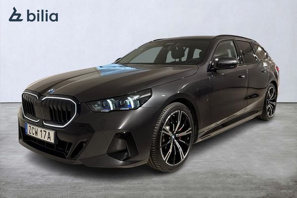 BMW 530 e xDrive Touring M-Sport Pro / Carbon / 20" Tum / HarmanK - 2026