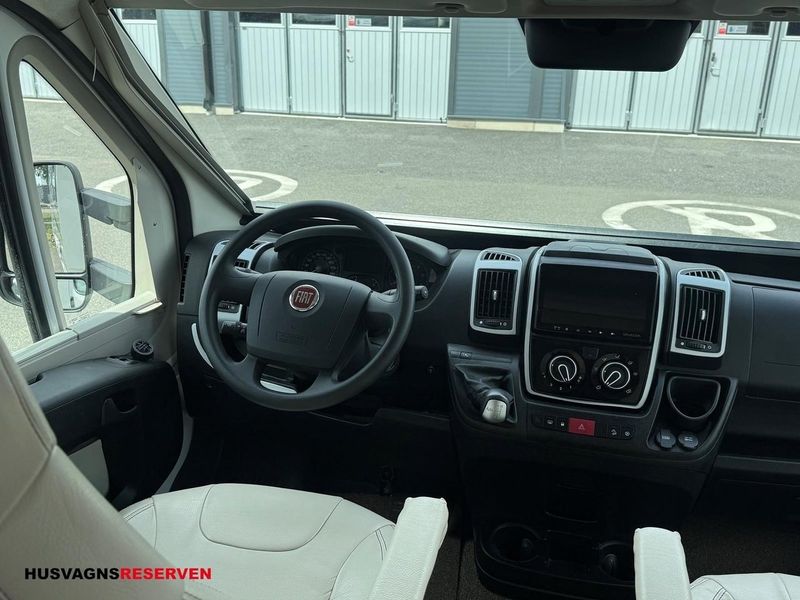 Pilote P746 bild 16
