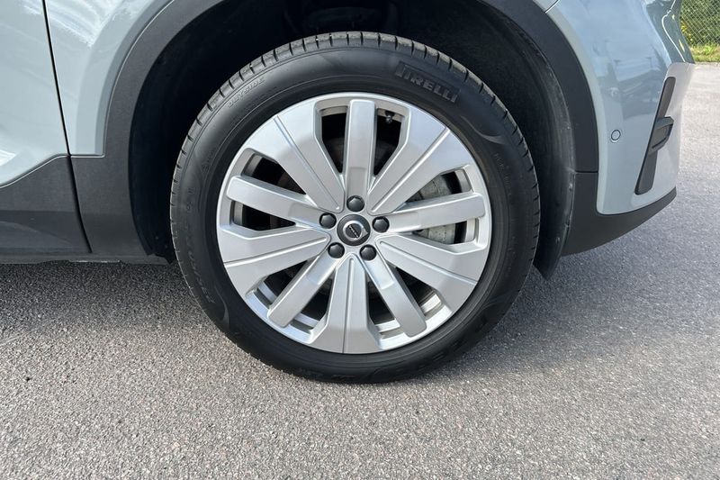 Volvo EX40 bild 12