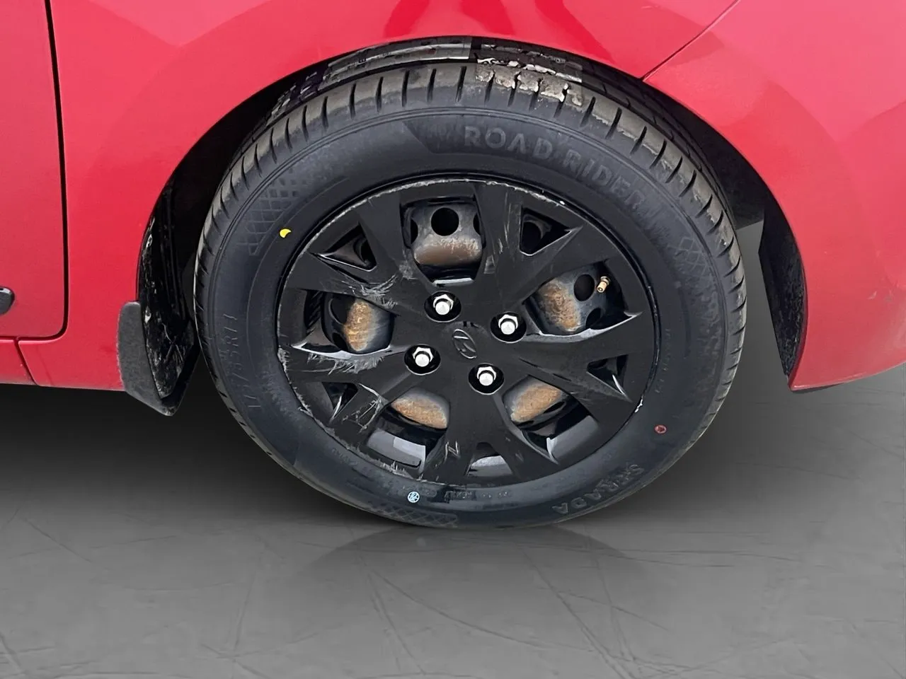 Vehicle image 23