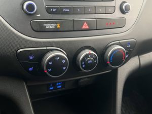 Hyundai i10 bild 16